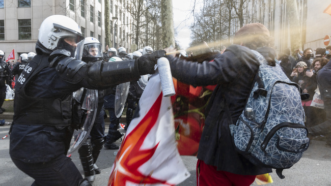 80,000 march in Brussels to protest government austerity measures