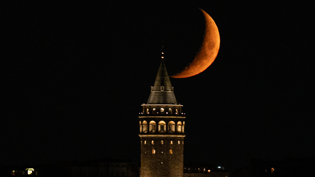 Crescent moon over Istanbul