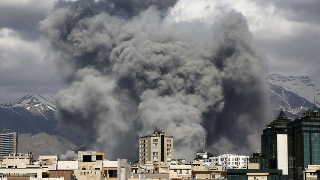 Explosions heard in Tehran as new Israeli airstrikes hit Iranian capital
