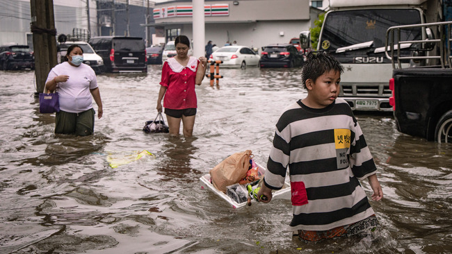 Heavy rains and flooding in Bangkok