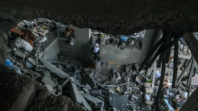 Israeli airstrike hits tents sheltering displaced Palestinians in Khan Yunis