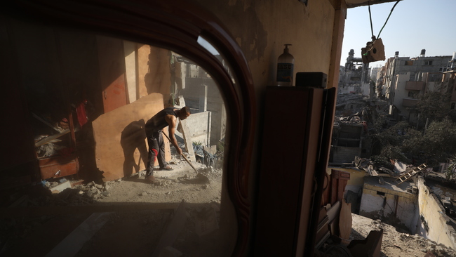 Israeli attacks contine on Gaza, Palestine despite the ceasefire