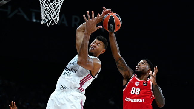 Olympiacos v Real Madrid - EuroLeague Super Cup Final