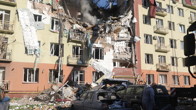 Russian attack hits apartment building in Odesa