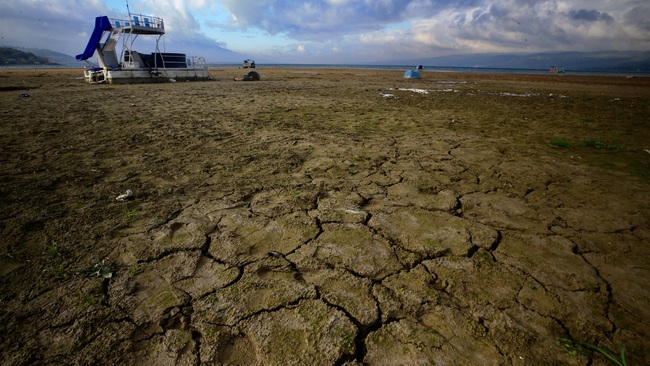 Sapanca Lake, the “lifeline of Eastern Marmara,” under threat due to drought